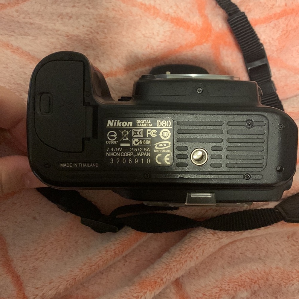 Camera - Picture 4 of 4